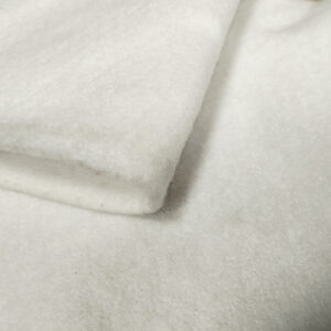 filc poliestrowy w kolorze białym